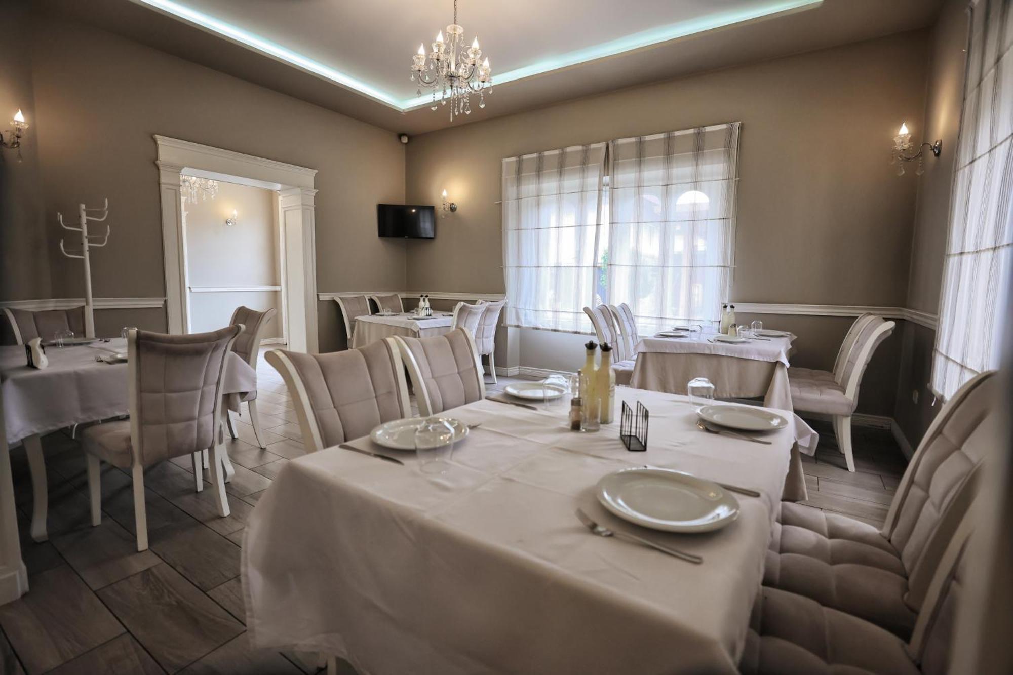 Vila Casablanca - Boutique Hotel & Restaurant Shkodër 外观 照片